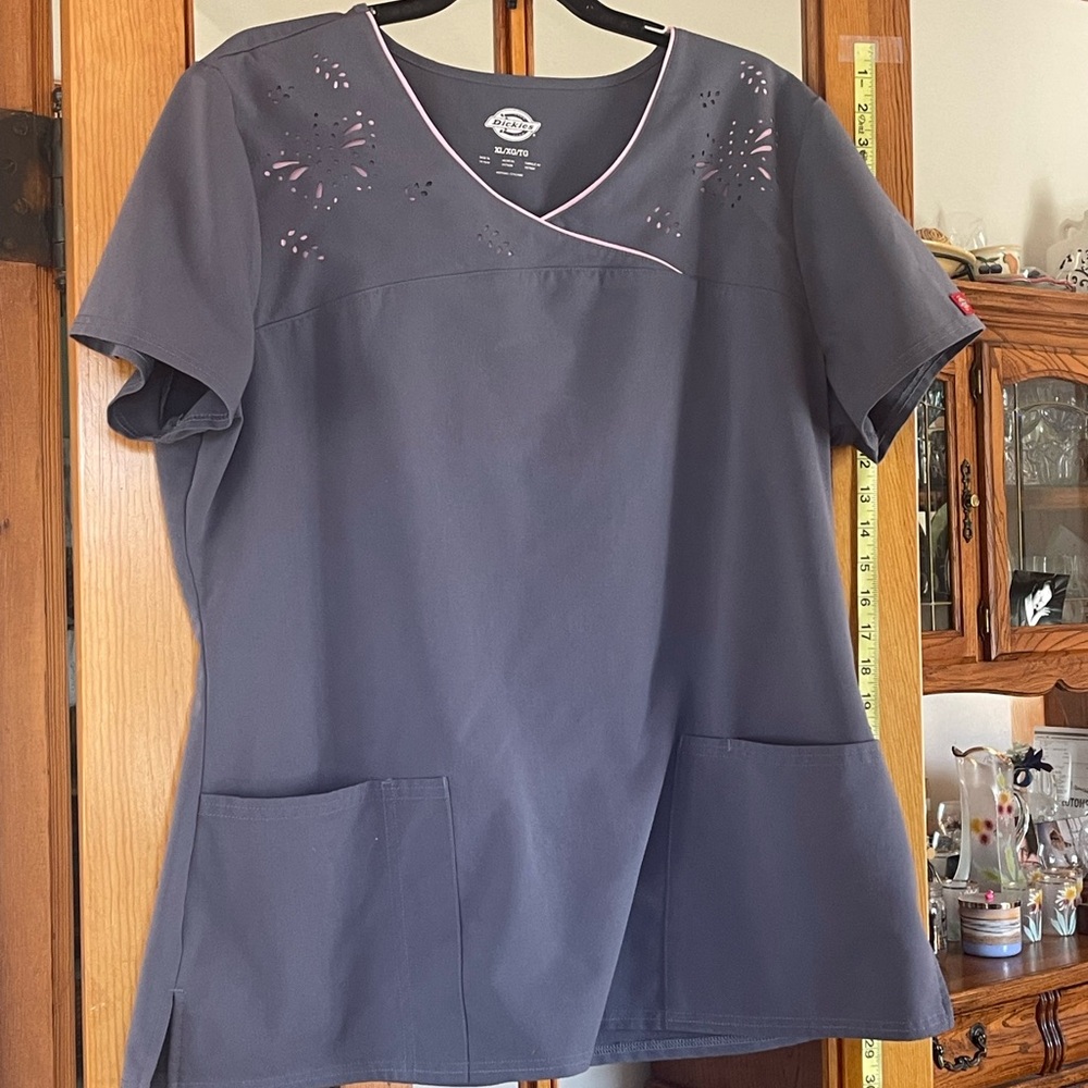Dickies Women's Gray Scrub Top